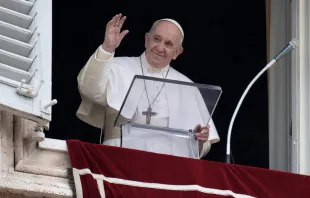 El Papa Francisco en el Ángelus. Crédito: Vatican Media 
