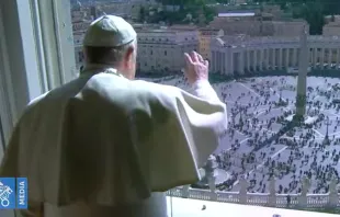 El Papa Francisco en el rezo del Ángelus. Foto: Captura YouTube 