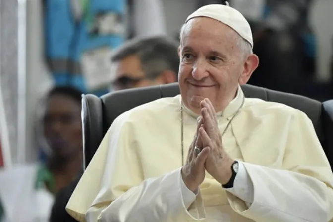 Papa Francisco elogia el desarrollo de cooperativas a favor de la energía renovable