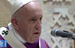 El Papa Francisco en las catacumbas de Priscila. Foto: Captura You Tube 