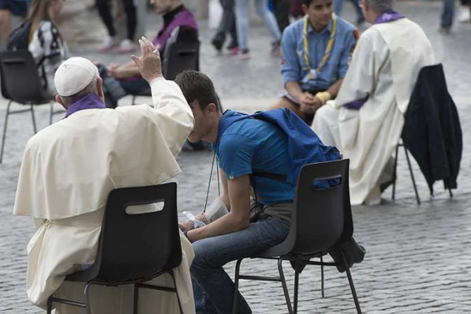 Papa Francisco: La Confesión es el primer paso de nuestro viaje de regreso al Señor