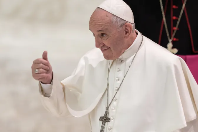 Papa Francisco aconseja acudir a Santa Teresa de Jesús “maestra de oración”