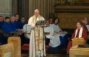 El Papa pronuncia su discurso en la parroquia anglicana de Todos los Santos en Roma. Captura Youtube 