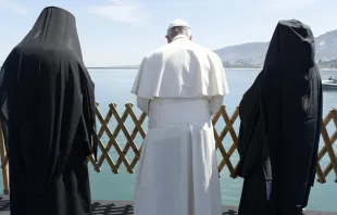Papa Francisco con Patriarcas en Lesbos. (Imagen referencial). Foto: Vatican Media 