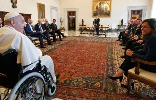 Papa Francisco con rectores de universidades de Italia. Crédito: Vatican Media 