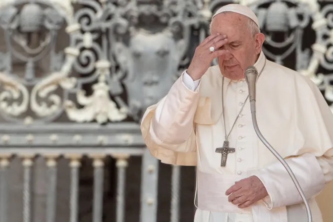 Papa Francisco reza por las víctimas de inundaciones en Alemania y Bélgica