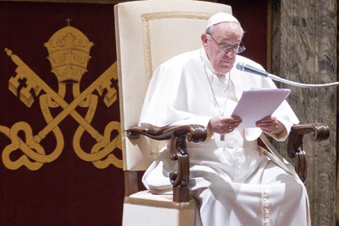 El Papa recuerda que está por comenzar el año dedicado a la familia