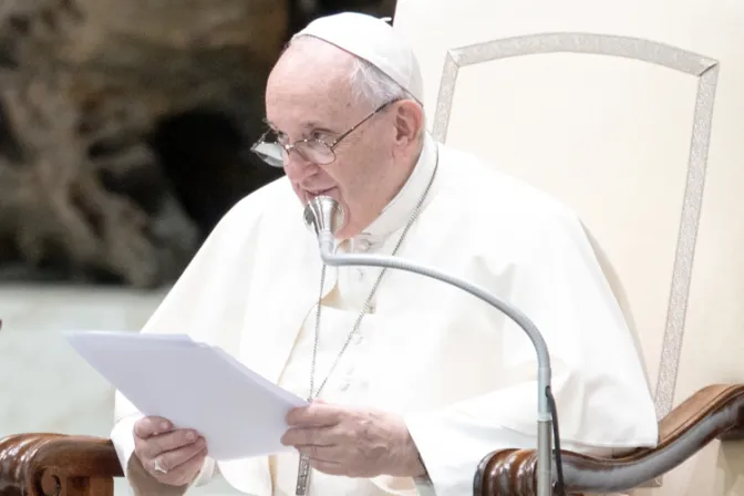 Catequesis del Papa Francisco: No podemos permitirnos ningún cansancio al hacer el bien
