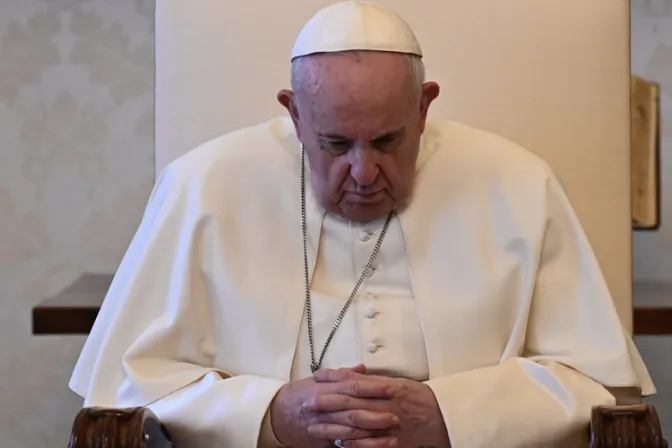 El Papa Francisco pide oraciones por la paz en Irak