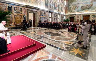 El Papa durante la audiencia. Foto: L'Osservatore Romano 