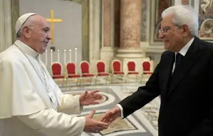 El Papa Francisco y el presidente Sergio Mattarella | Crédito: Presidencia de la República Italiana 