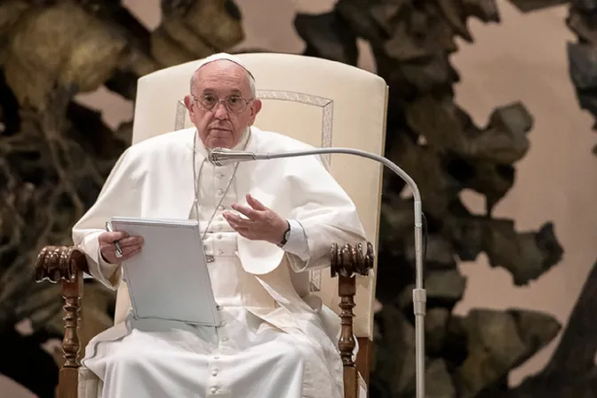 Papa Francisco condena enérgicamente los “violentos actos de terror” en Niza 