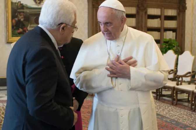 El Papa y el Presidente de Palestina hablan sobre el Proceso de Paz en Oriente Medio