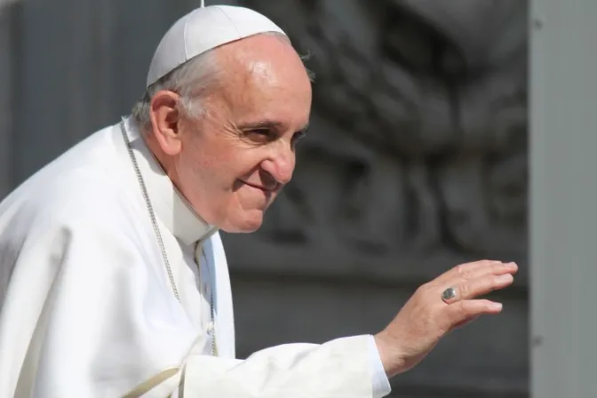 El Papa Francisco recuerda que Dios no exige la perfección, sino el impulso del corazón