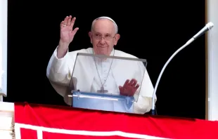 El Papa Francisco en el Ángelus de este domingo. Crédito: Vatican Media 