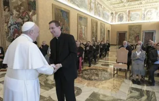 El Papa con el Pontificio Instituto para las Misiones Extranjeras (PIME). Foto: Vatican Media  