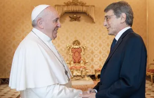 Papa Francisco con David Sassoli en 2021. Foto: Vatican Media 