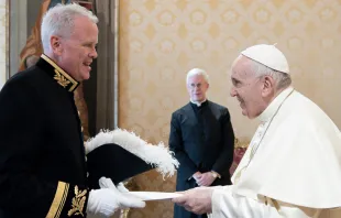 Embajador Christopher Trott con el Papa. (Imagen de archivo). Crédito: Vatican Media 