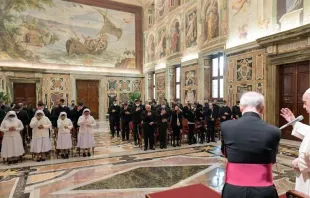 Papa Francisco con el Seminario Pontificio Lombardo. Foto: Vatican Media 