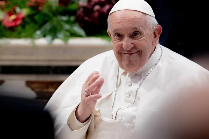 El Papa Francisco se reunirá con artistas para buscar una “transformación cultural”