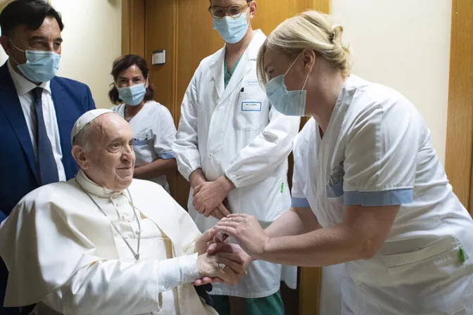 5 mensajes de agradecimiento del Papa Francisco a los enfermeros