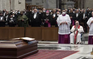 Papa Francisco en funeral del Cardenal Angelo Sodano. Foto: Vatican Media 