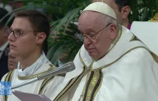 El Papa Francisco en Misa por aniversario del Concilio. Crédito: Vatican Media 