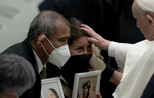 Papa Francisco bendice a fieles bolivianos. Foto: Daniel Ibáñez / ACI Prensa 