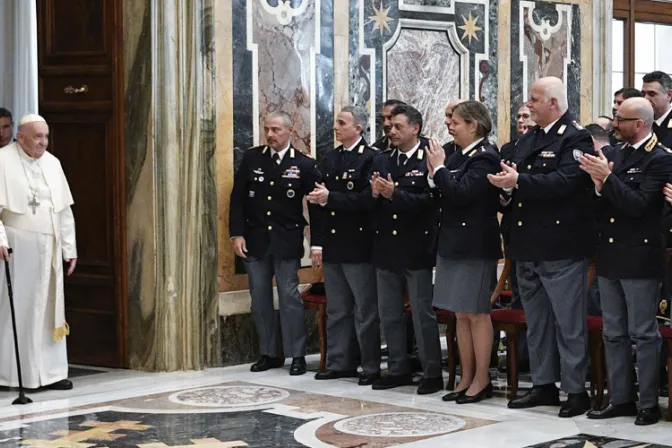 Papa Francisco: Perseveren en los ideales que inspiran su vida