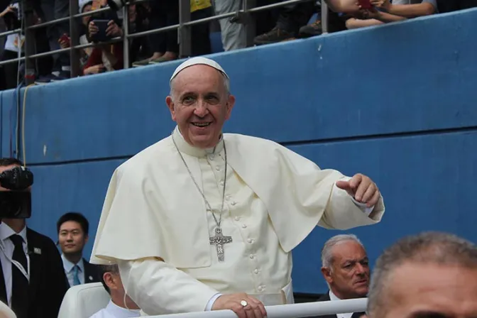 [TEXTO Y VIDEO] El Papa Francisco dedica rezo del Ángelus a víctimas de naufragio en Corea y sus familias
