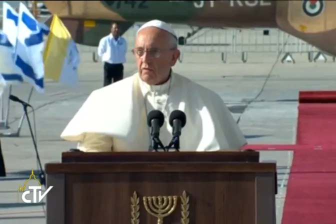 Nunca más un crimen como el Holocausto, clama el Papa Francisco en Israel