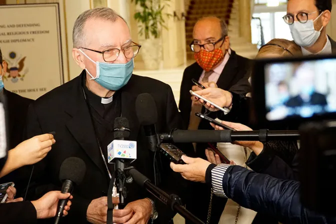 Cardenal Parolin defiende renovación del acuerdo entre el Vaticano y China