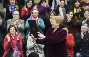 Presidenta Michelle Bachelet promulga ley de aborto en Chile / Foto: Direcciu00f3n Prensa Presidencia 