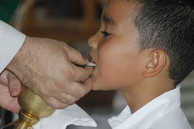 Conoce qué pide este Obispo español a los niños que harán su Primera Comunión