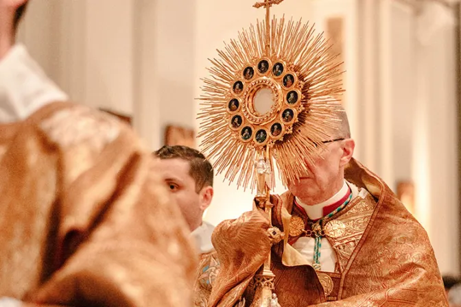 Realizarán procesión eucarística con fieles por las calles de Estados Unidos