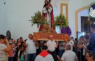 Vía Crucis al interior de la Catedral de Matagalpa. Crédito: Diócesis Media - Catedral San Pedro Apóstol 