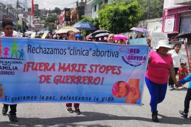 Providas evitan instalación de clínica de abortos en México