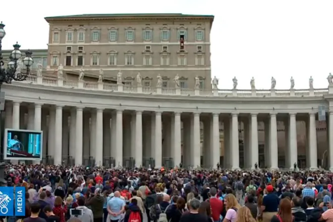 El Papa Francisco pide que se condene el atentado terrorista de Sri Lanka