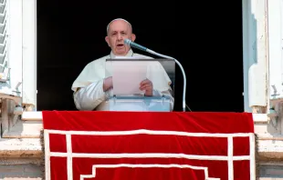 El Papa Francisco durante el Regina Coeli. Foto: Vatican Media 