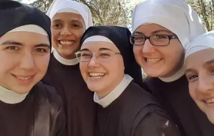 Religiosas de las Carmelitas Samaritanas / Foto: Facebook Carmelitas Samaritanas del Corazón de Jesús 