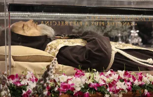 Los restos del Padre Pío ya en Roma. Foto Alexey Gotovskiy / ACIPrensa 