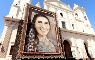 Retablo de Beata Chiquitunga en Catedral de Asunciu00f3n / Foto: Comunicaciones Arzobispado de Asunciu00f3n  