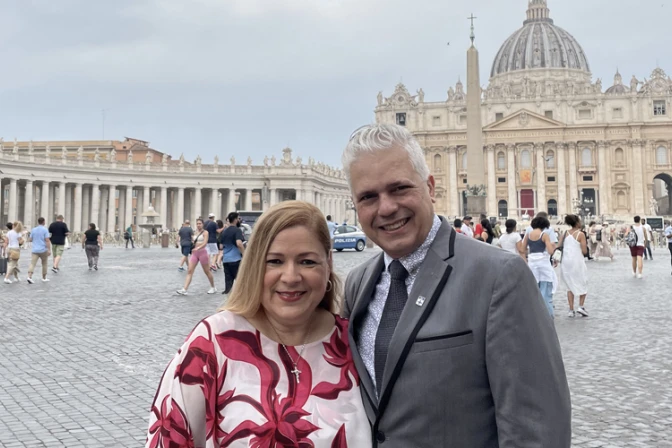 Este matrimonio dedica su vida a la pastoral familiar de latinos en Estados Unidos