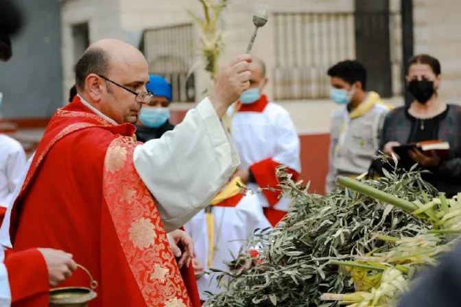 Sacerdote en Gaza: A pesar del bombardeo, los fieles vinieron a celebrar Semana Santa