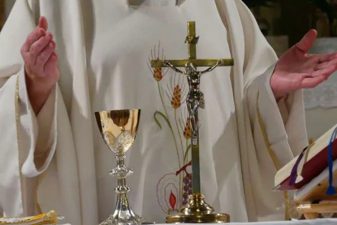 Cardenal agradece a sacerdotes de España su entrega ante pandemia de COVID-19