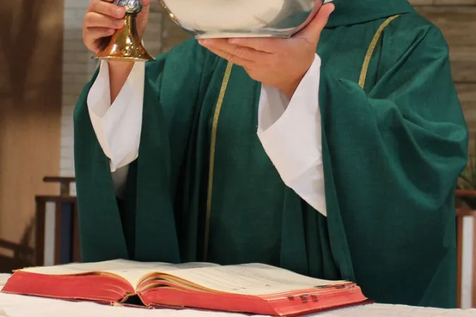 Arzobispo recuerda que celebraciones de falsos sacerdotes no tienen valor