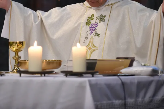 Dictadura de Nicaragua condena a 10 años de cárcel a 3 sacerdotes y 2 seminaristas