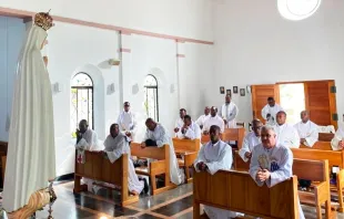 Sacerdotes del Vicariato Apostólico de Guapi se consagran al Inmaculado Corazón de María. Crédito: Facebook Vicariato Apostólico de Guapi 