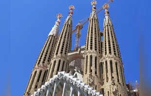 Fachada del templo de la Sagrada Familia de Barcelona (Espau00f1a). Foto: Pixabay (Dominio Pu00fablico).  