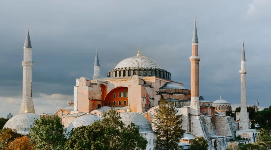 Basílica de Santa Sofía. Crédito: Unsplash / Adli Wahid